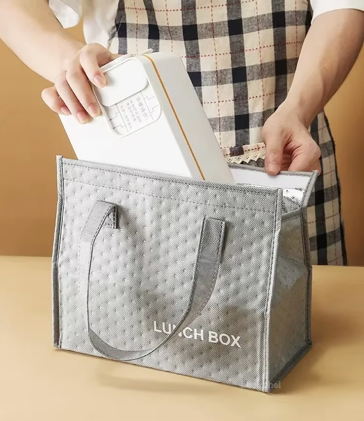 HeatYourLunch – Selbstheizende Lunchbox